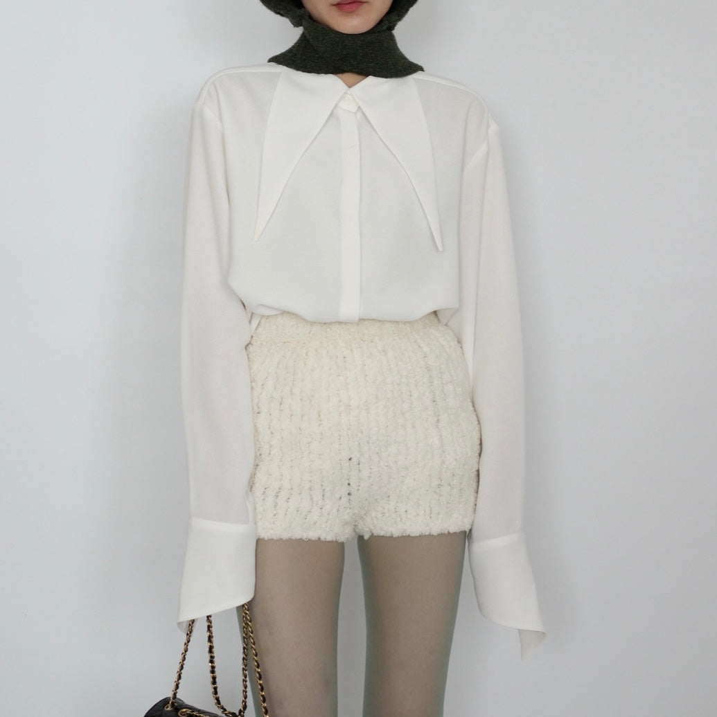 SALE] LEINWANDE Boa Hand Knitted Shorts / White – dim at noon