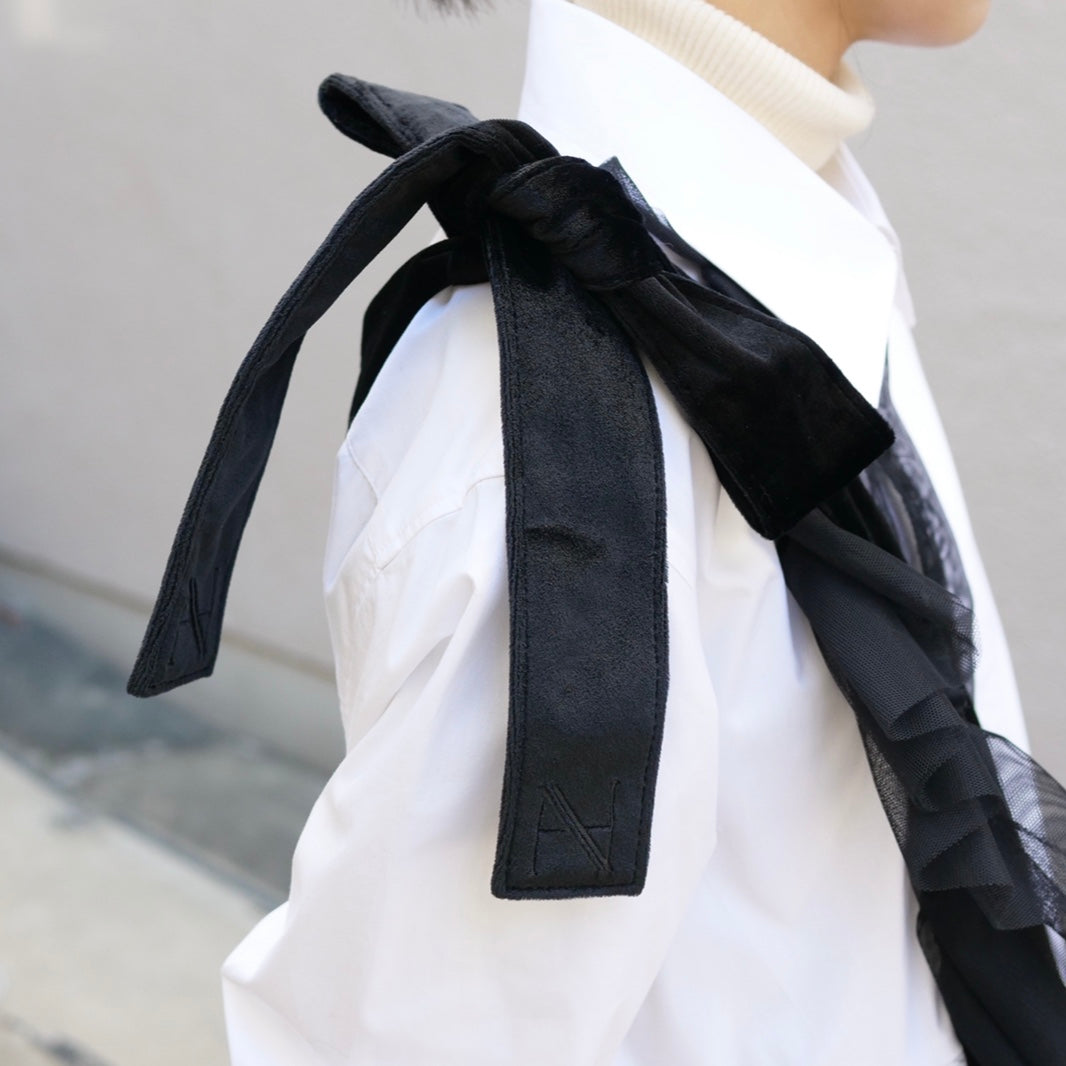 HAENGNAE OMOCHI SLEEVE BAG / Black – dim at noon