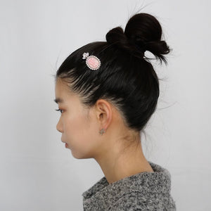 SHUSHU/TONG  bare back embossed pinctada albina hair clips(PINK)